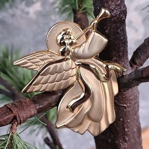 Large Brooch Gold Tone Angel